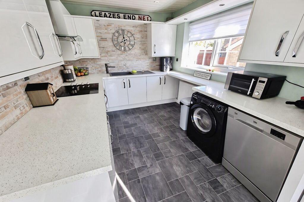 Jade Close, Lemington Rise photo 2