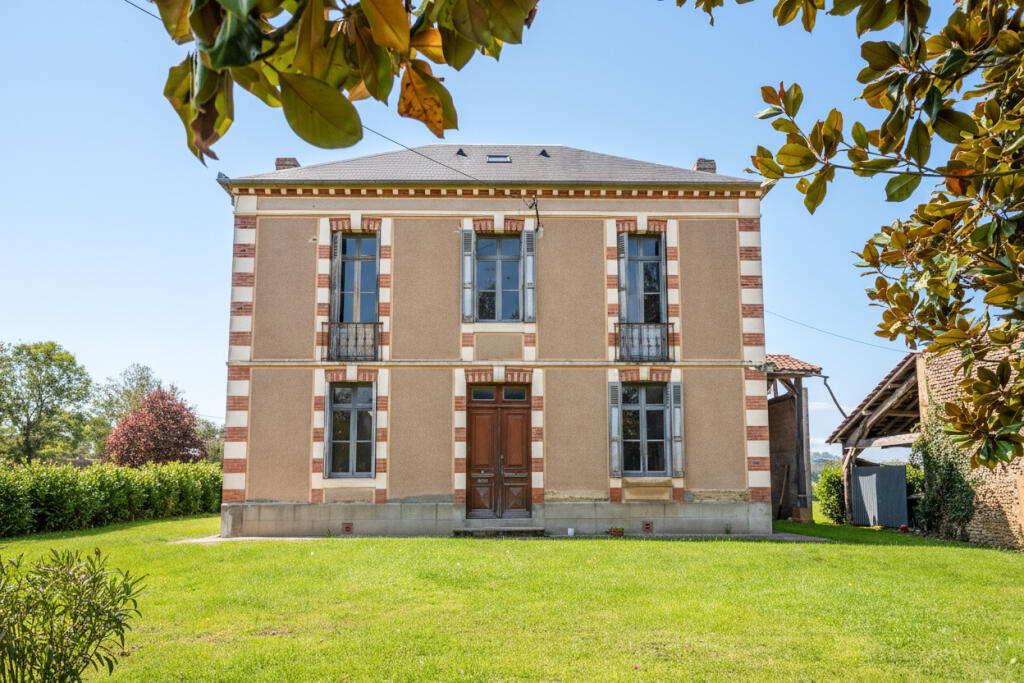 Main image of property: Midi-Pyrénées, Hautes-Pyrénées, Castelnau-Magnoac
