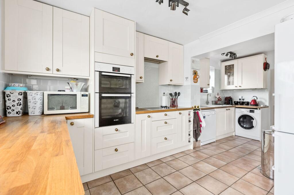 House in Lower Stondon, Stondon - View 5
