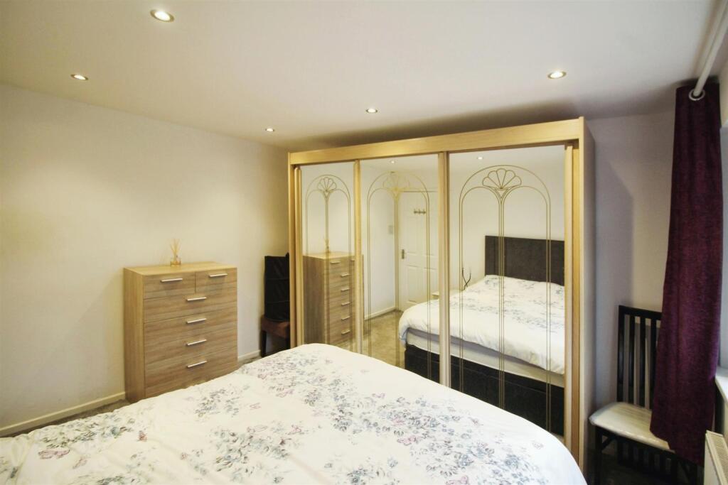 Additional image 12 of Lichfield Mount, Bradford, BD2 1NX