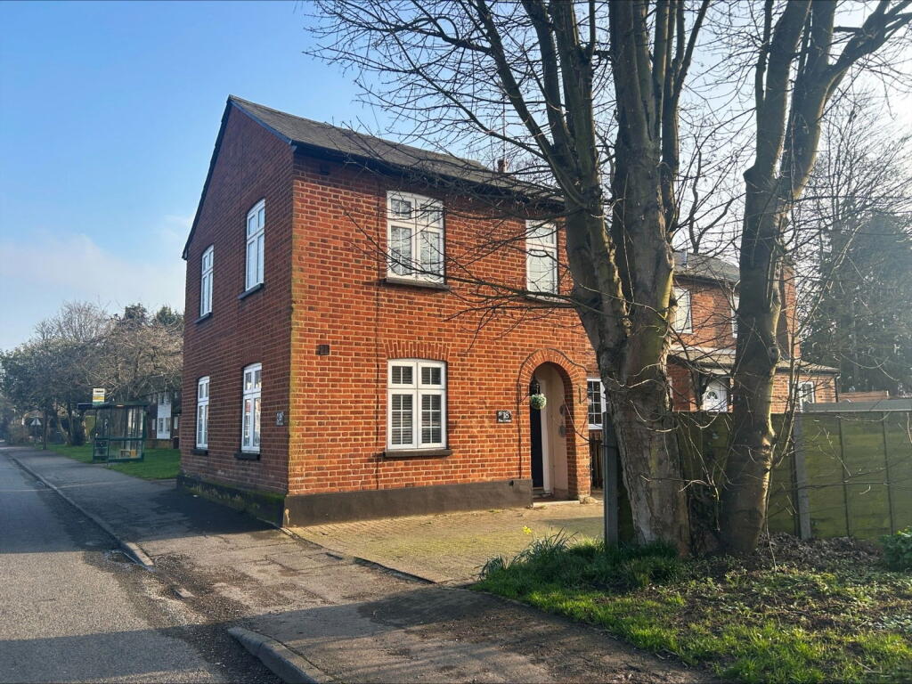 Main image of property: CHAIN FREE 3 bedroom house - Station Road, Puckeridge