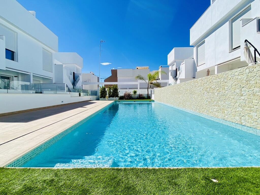 Main image of property: Valencia, Alicante, Pilar de la Horadada