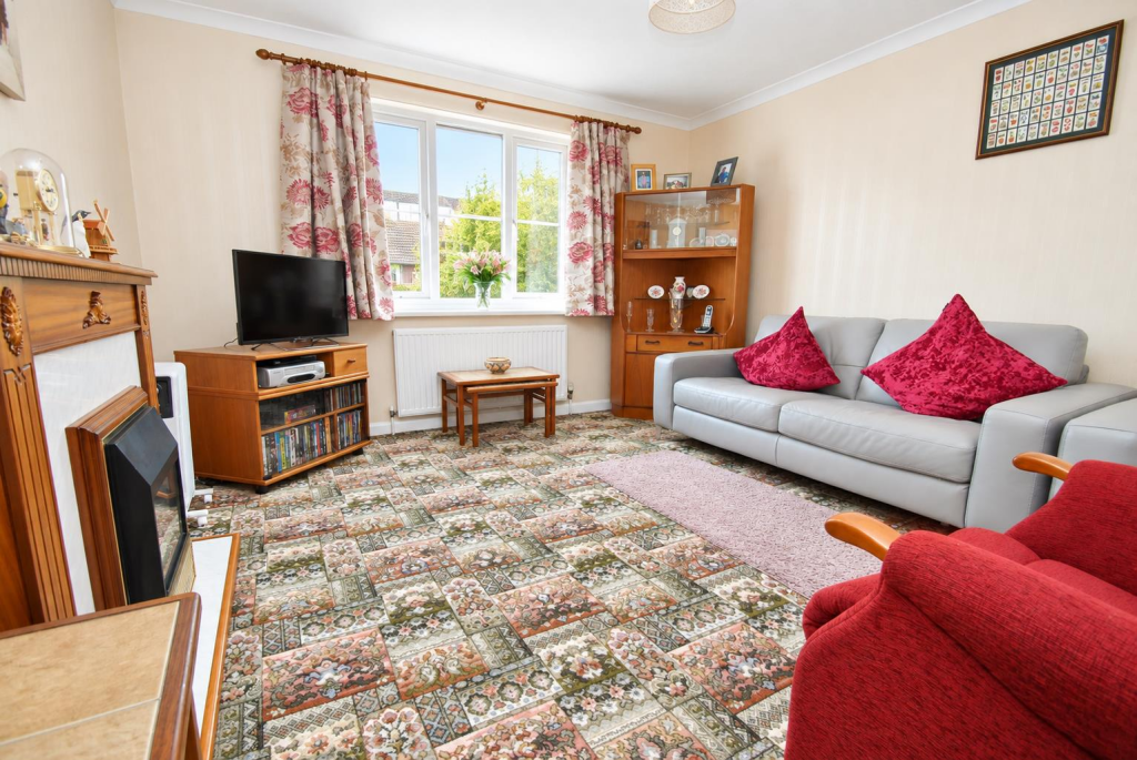 Apartment in East Hertfordshire, Buntingford - View 3