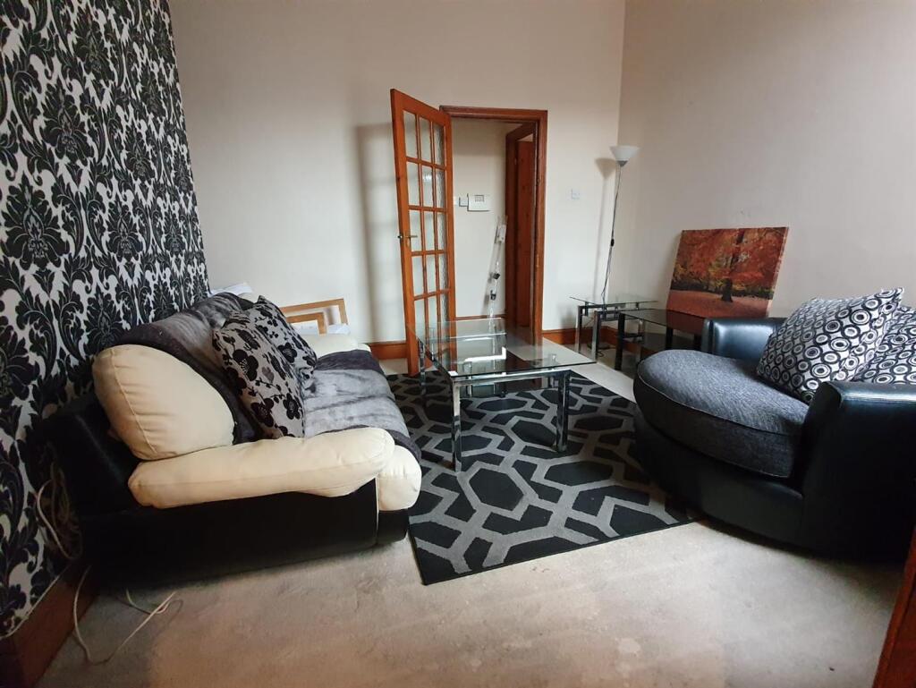 3 bedroom apartment for rent