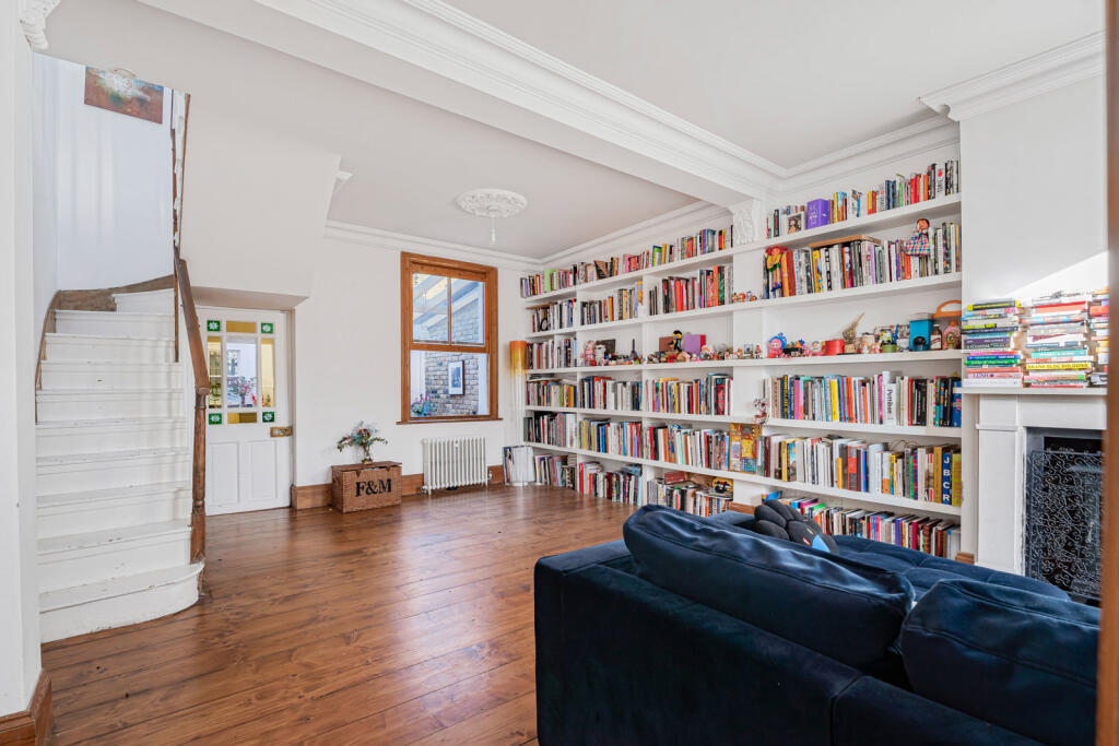 Main image of property: Elwin Street, London, E2