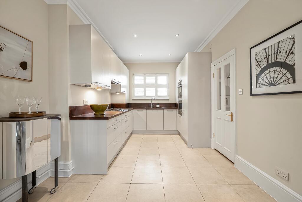 Apartment in Twickenham - View 5