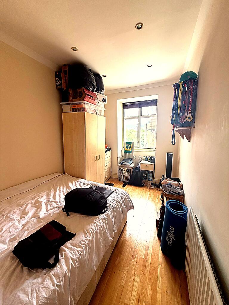 Apartment in London - View 5