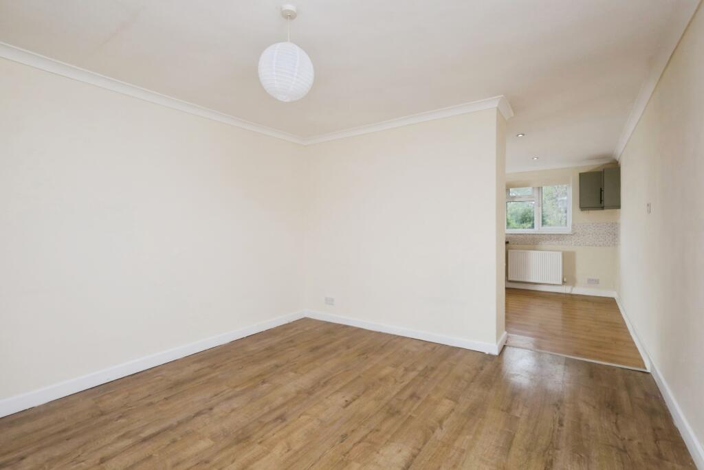 Hailsham Road, Heathfield, East Sussex, TN21 photo 3