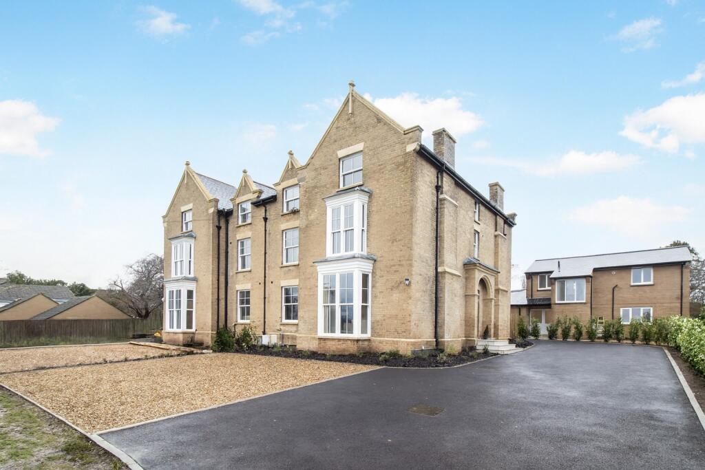 6-bed semi-detached on Wild Oak Lane, Trull, Taunton, £1,150,000