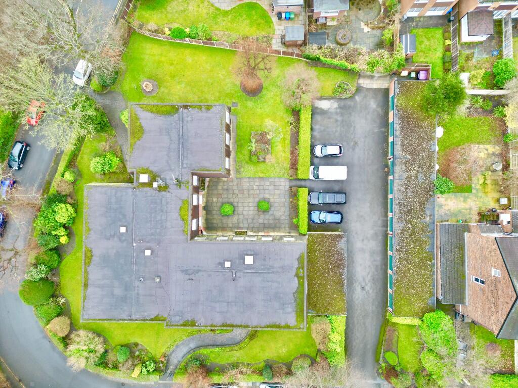 Beaufort Avenue, Sale, Greater Manchester, M33 photo 2