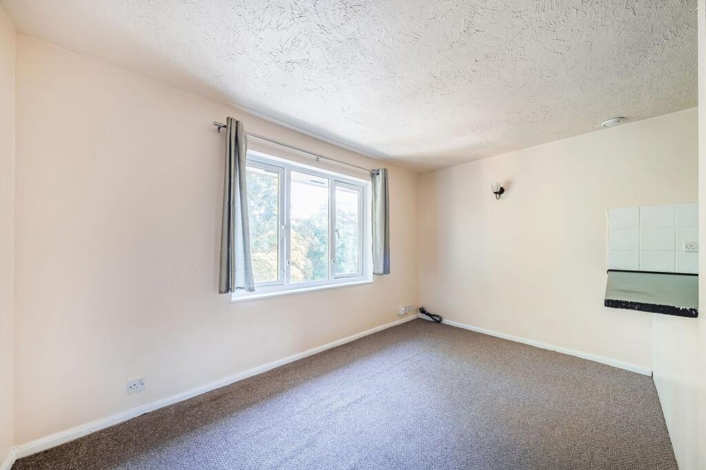 Apartment in London, Glyndon, Shooters Hill - View 4