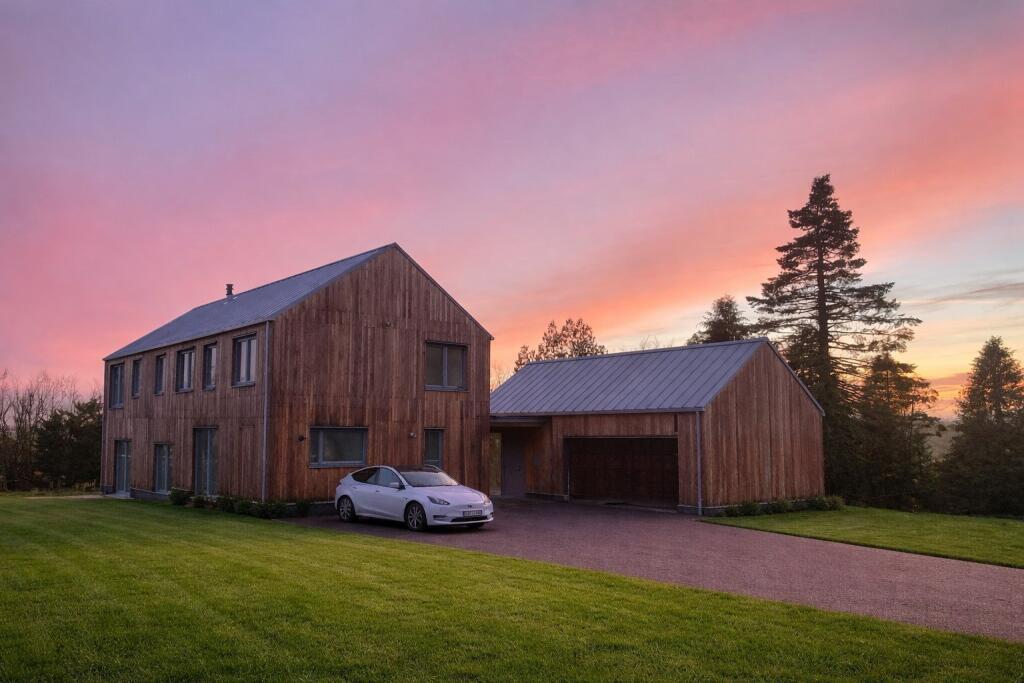 Main image of property: Athron Hill, Milnathort, Kinross, Perth and Kinross