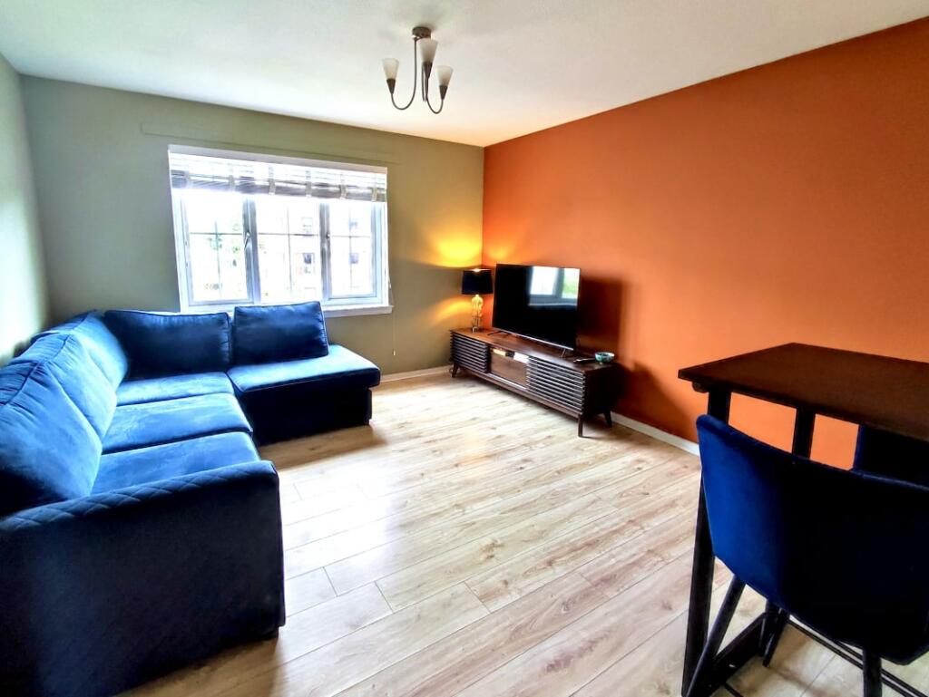 Dumbarton Road, Glasgow, G14 - View 2