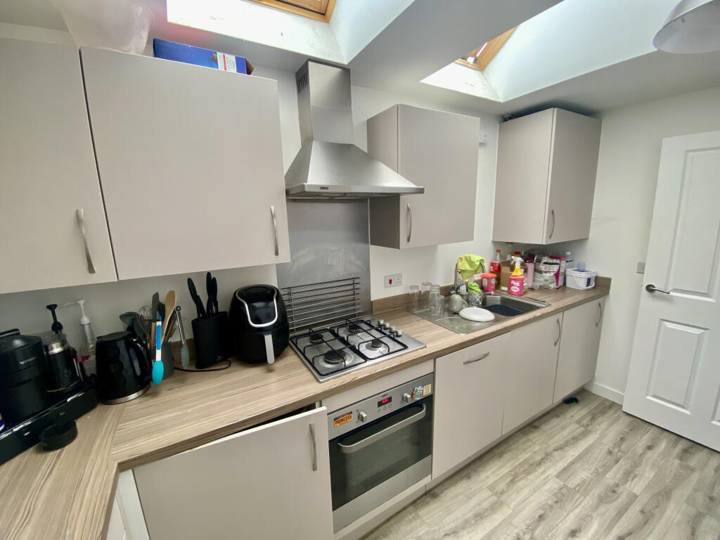 Apartment in Portsmouth - More