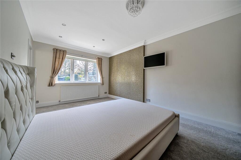 Additional image 19 of Bradmore Way, Brookmans Park, Hatfield, Hertfordshire, AL9