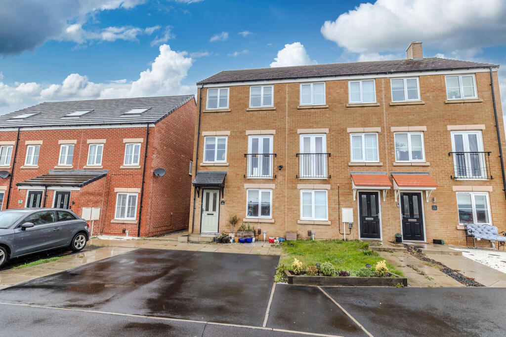 3-bed terraced on Wallasey Drive, Cramlington, Northumberland, £234,950