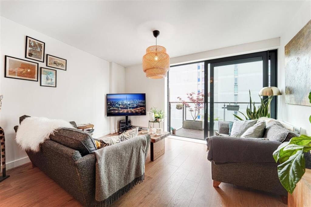 Apartment in London - View 2