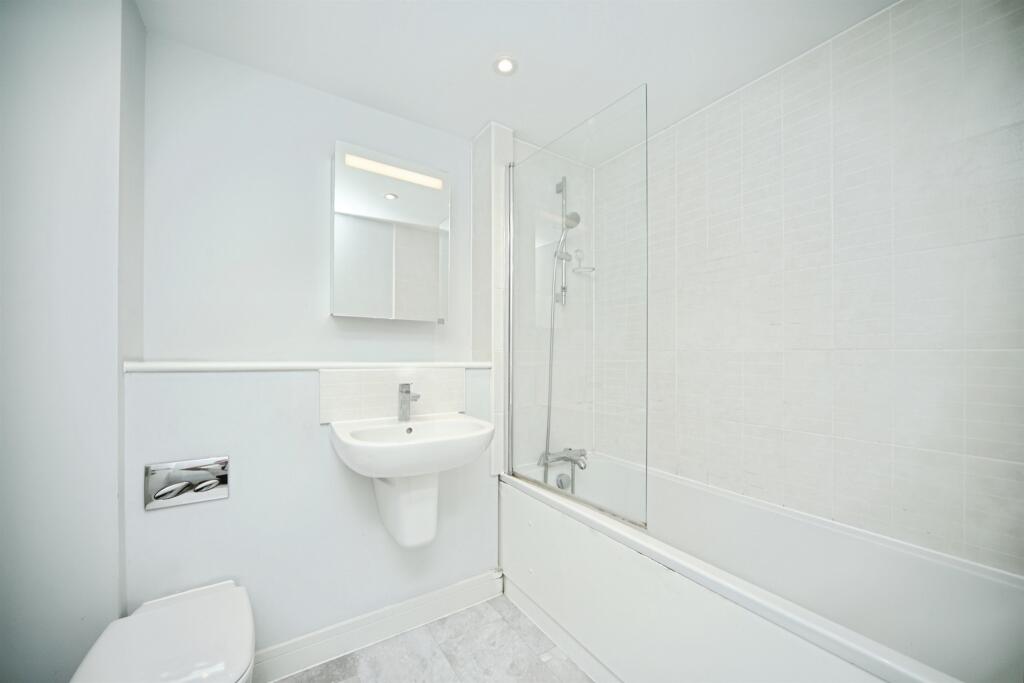 Paragon Place, Bridgwater - View 6