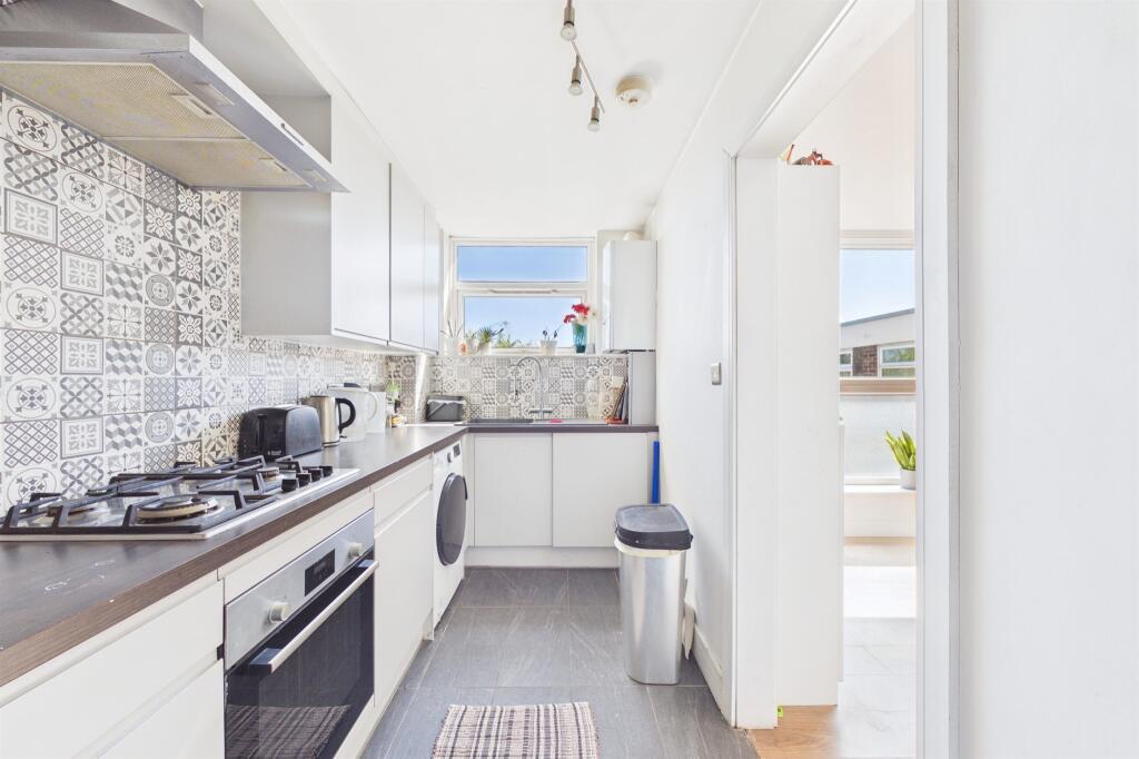 Apartment in London - View 4