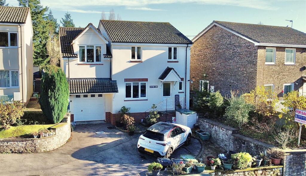4-bed detached on Townsend, Mitcheldean, £375,000