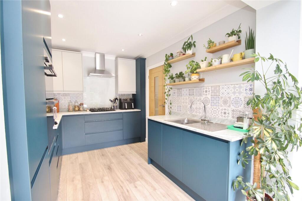 House in Verwood, Dorset - View 4