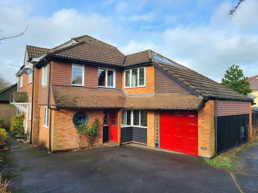 Main image of property: Roseleigh Drive, Ashurst Bridge, SO40