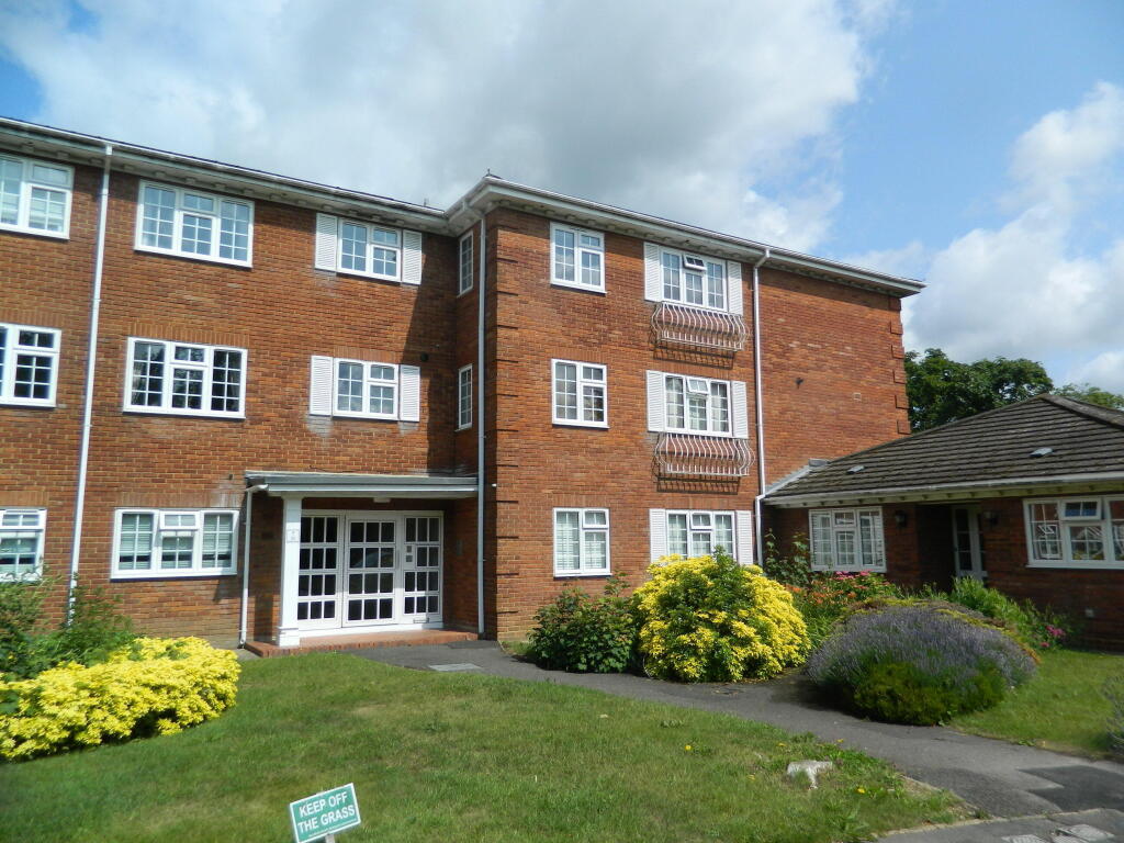 Main image of property: Hillmead Court, Taplow, Buckinghamshire, SL6 0QA