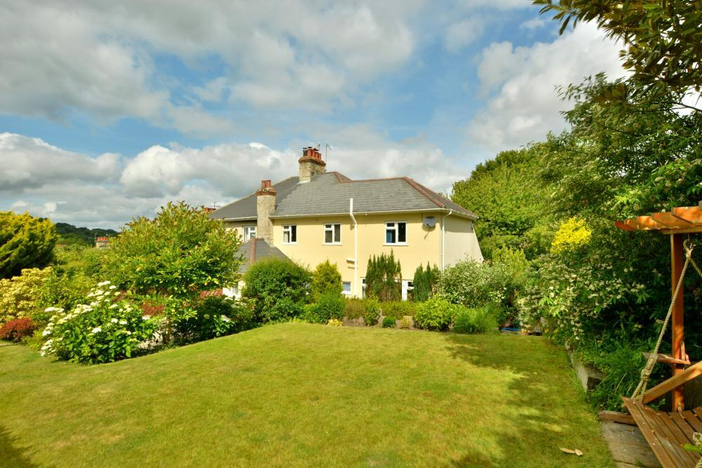 Main image of property: Pardys Hill, Wimborne, BH21 3HW
