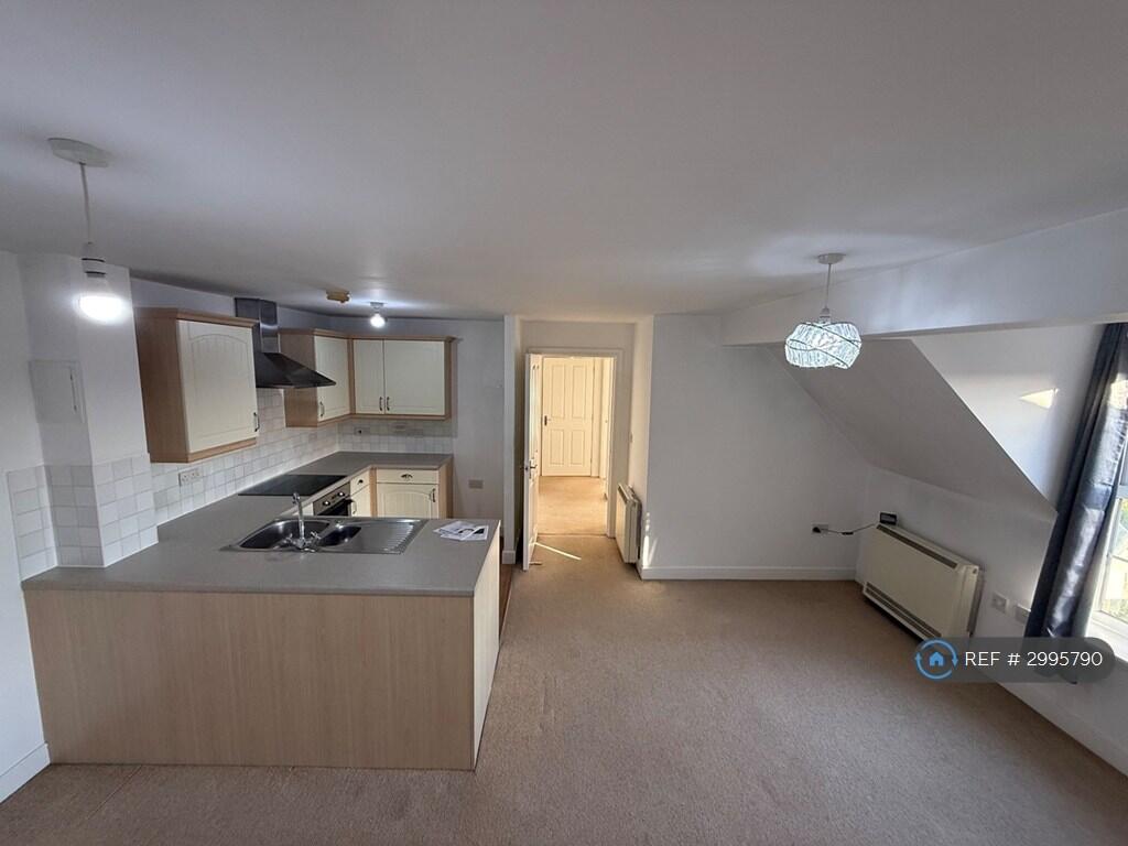 Main image of property: Poplar Close, Bexhill-On-Sea, TN39