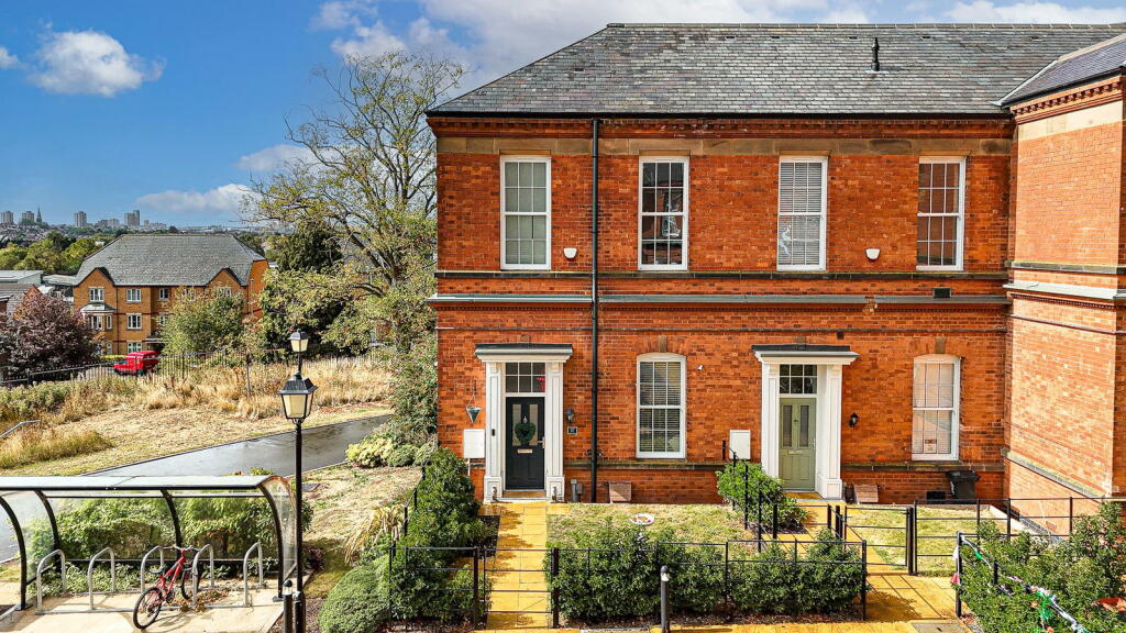 Main image of property: Elmdon Drive, Humberstone, LE5 0BN