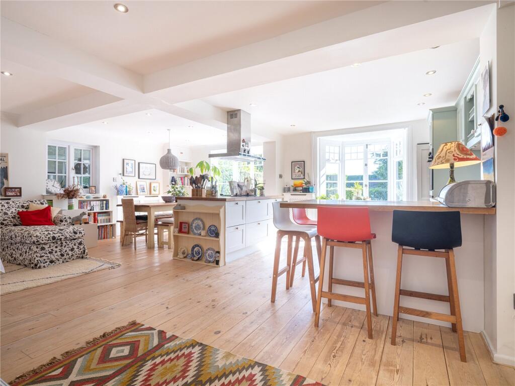 Woodborough, Pewsey, SN9 photo 4