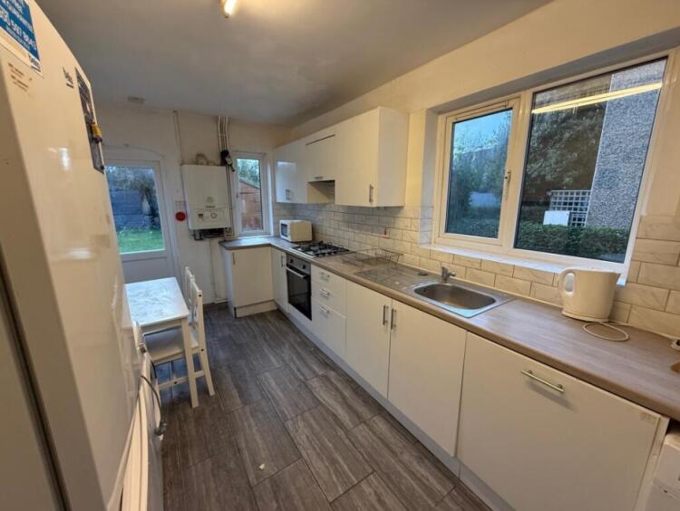 Main image of property: Cowley Road Oxford