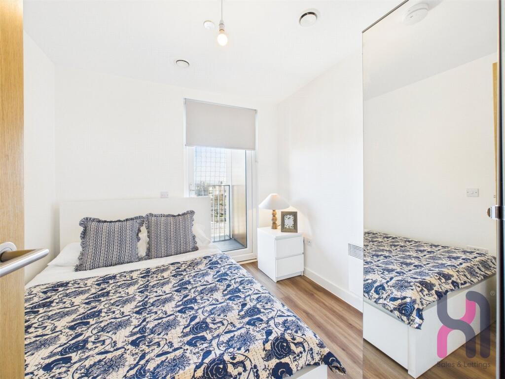 3 bedroom flat for rent