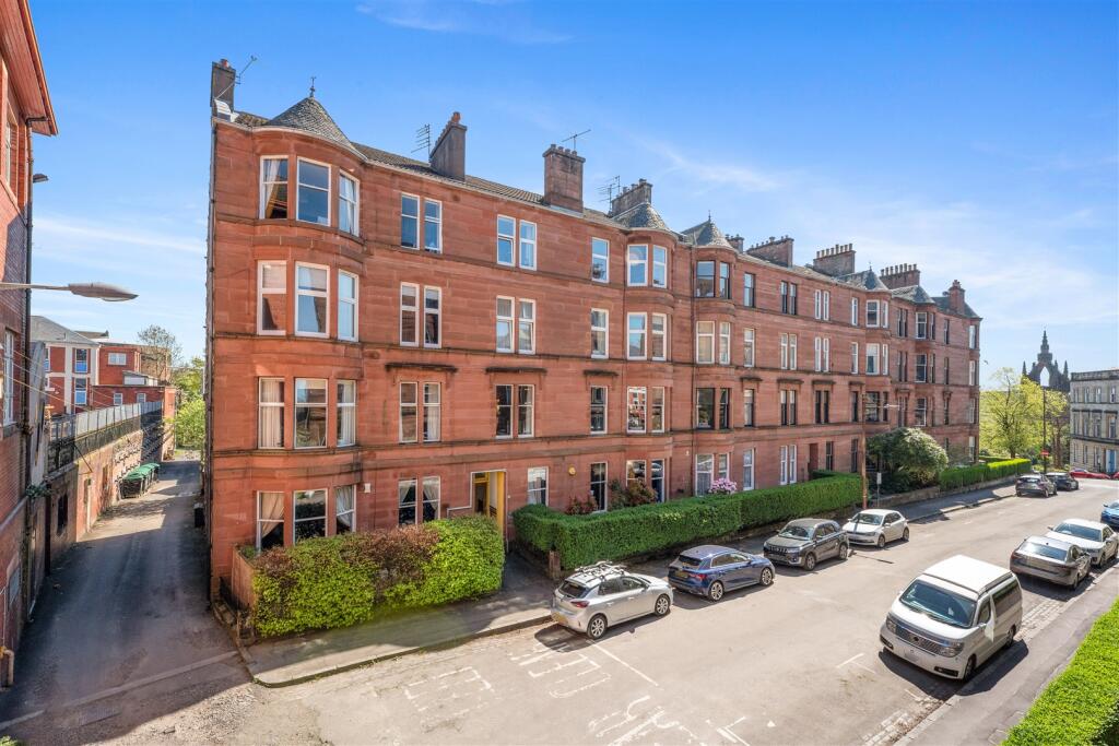 Main image of property: 1/1 10 Jedburgh Gardens, North Kelvinside, G20 6BP
