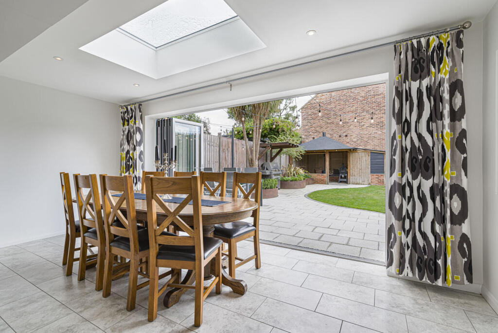 House in Dartford, Stonehill Woods Park, Joydens Wood - More