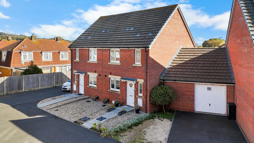 Main image of property: Mendip Road, Weston-Super-Mare