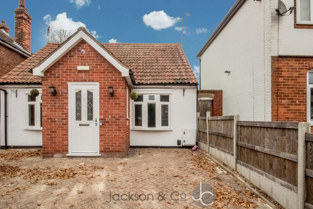 Main image of property: Harwich Road, Colchester, CO4