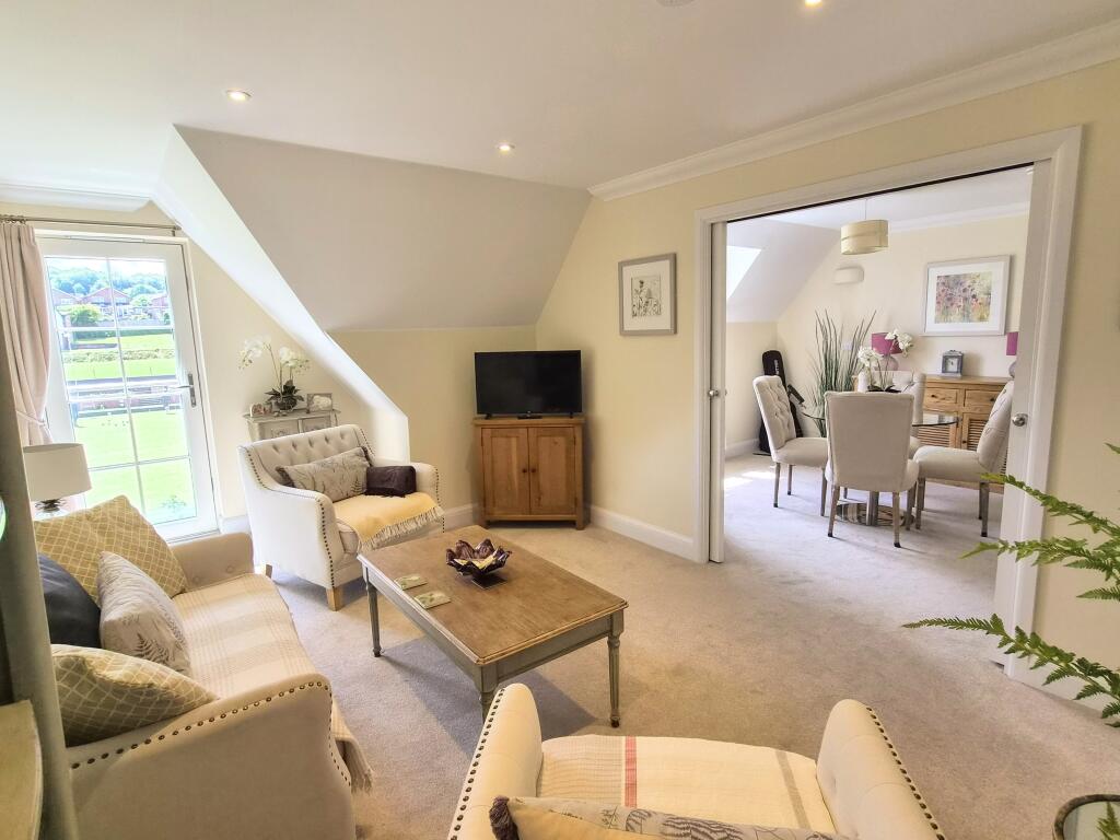 Apartment in Swindon - View 2