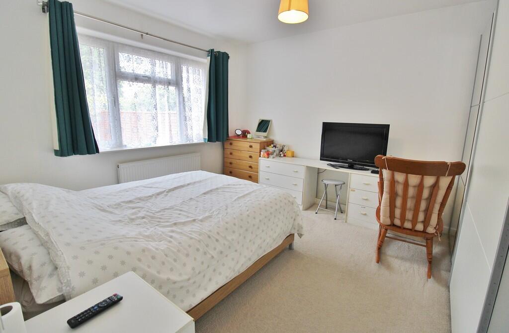 House in Fareham, Heathfield - More