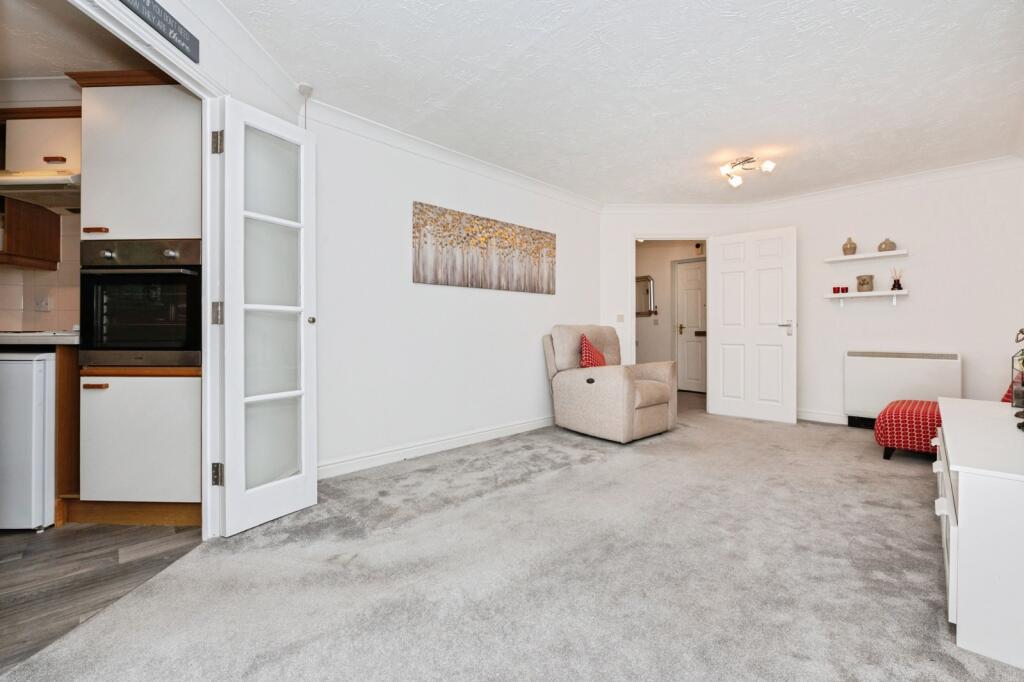 Apartment in London - View 4