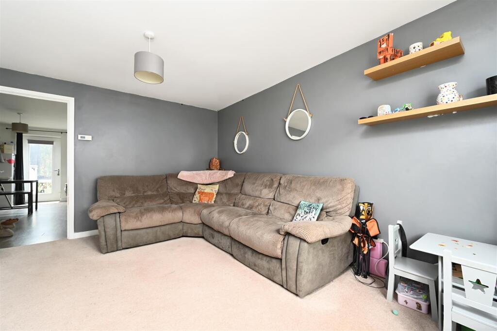 House in Henfield - View 5