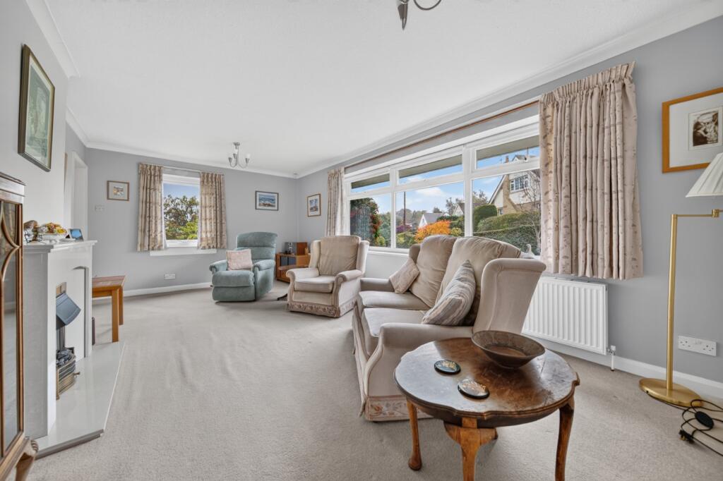 Beverley Rise, Ilkley, West Yorkshire, LS29 photo 2