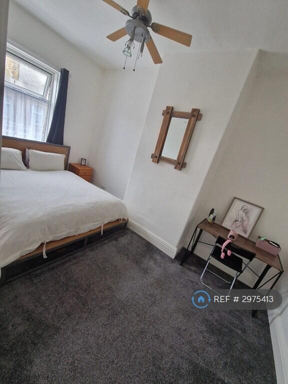 Fountain Street, Morley, Leeds, LS27 - View 5