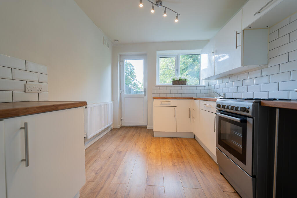 Apartment in Leicester, West End - View 4