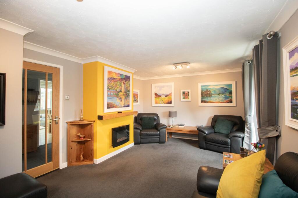 House in Chester, Huntington - View 4