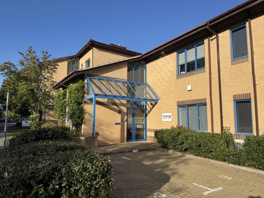 Main image of property: West Links, Tollgate, Eastleigh, Hampshire, SO53 3TG