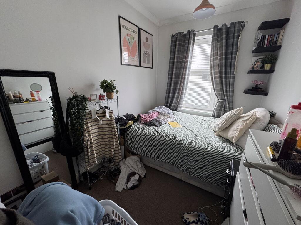 Barnsley Road, Wombwell, S73 photo 5