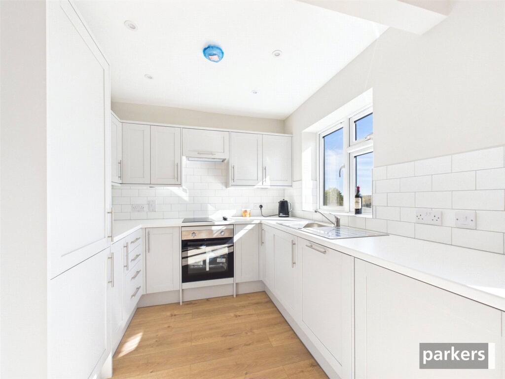 Henley Road, Caversham, Reading, Berkshire, RG4 photo 2