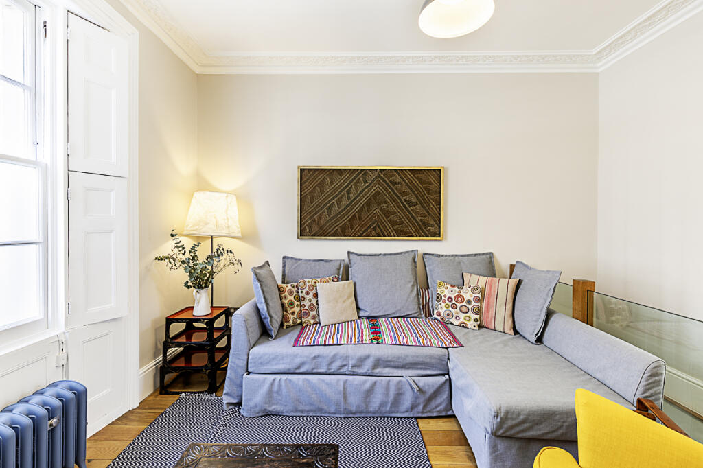 Apartment in London - More