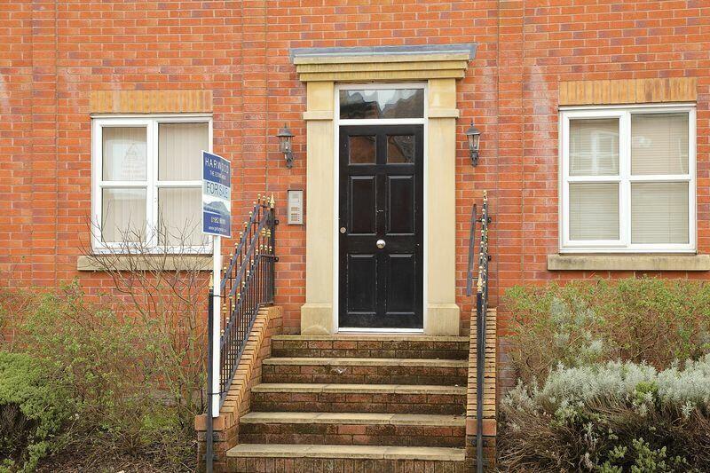 19 Old Toll Gate, St. Georges, Telford, Shropshire, TF2 9FH photo 2
